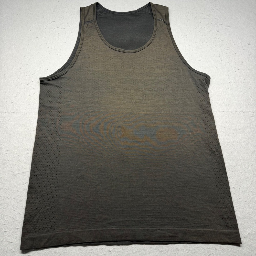 Lululemon Tank Top Mens Medium Green Metal Vent Tech Sleeveless Mesh Training